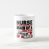 Nurse Practitioner Heart Shirt Kaffeetasse (Mittel)