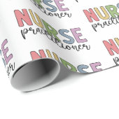 Nurse Practitioner NP Nurse Abschluss Geschenkpapier (Rolleneckpunkt)