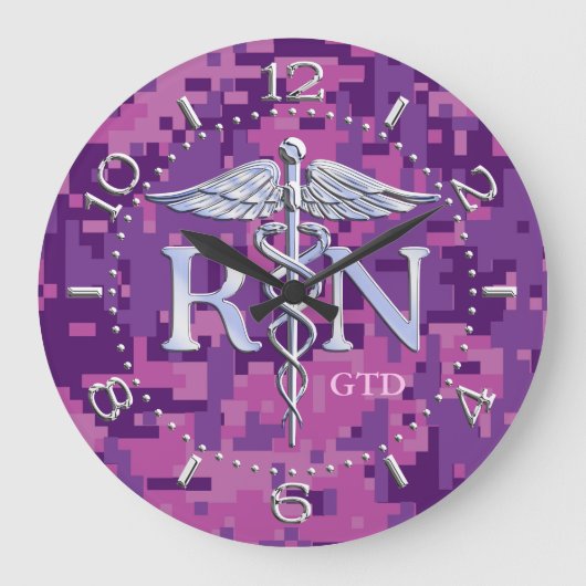 Nurse RN Caduceus Monogram Dial Style auf rosa Cam Große Wanduhr (Vorderseite)