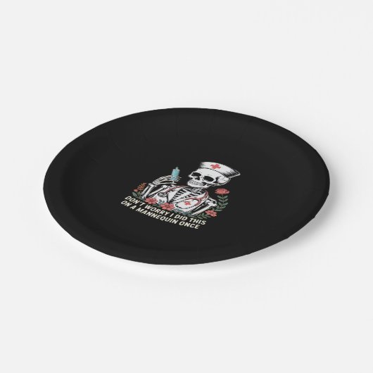 Nurse Skeleton Joke Spaß Halloween Essential T-Sh Pappteller (Schrägansicht)