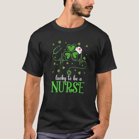 Nurse St Patrick S Day Lucky Nurse Kleeblatt Liebe T-Shirt (Vorderseite)