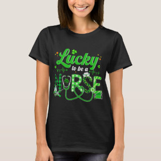 Nurse St Patricks Day Glücklich zu sein T-Shirt