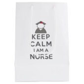 Nurse Symbol Behalten Calm I bin ein Krankenschwes Mittlere Geschenktüte (Rückseite)