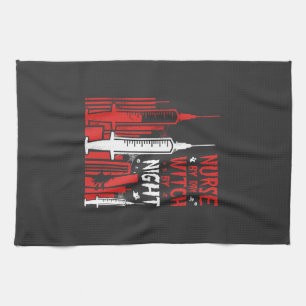 Nurse Witch Halloween Skyline Design_1 Geschirrtuch