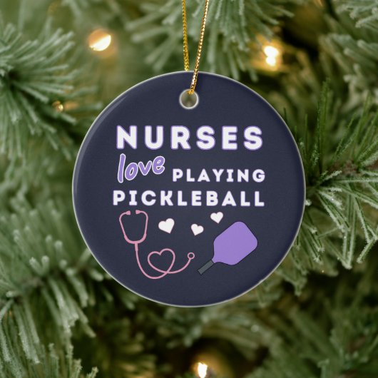 Nurses Love Playing Pickleball Keramik Ornament (Baum)