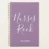 Nurses Rock Lila und White Script Personalisiert Planer (Vorderseite)