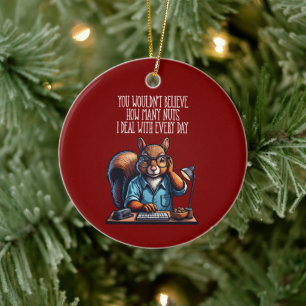 Nüsse im Büro - lustiger Arbeitsplatz Eichhörnchen Keramik Ornament