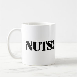 nüsse kaffeetasse