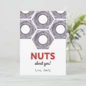 'Nüsse über dich' Metallschrauben des Valentinstag Einladung (Stehend Vorderseite)
