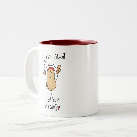 Nüsse über Krankenpflege-Tasse Zweifarbige Tasse (Vorderseite Links)