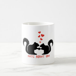 Nüsse über Sie, Eichhörnchen in der Liebe Kaffeetasse
