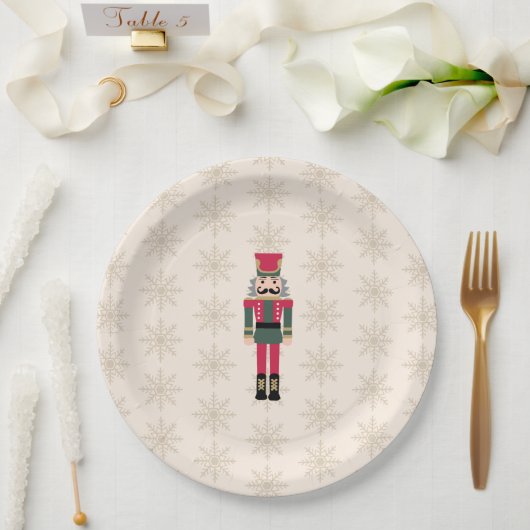 Nussknacker-Illustration Schneeflocken-Muster Pappteller (Hochzeit)
