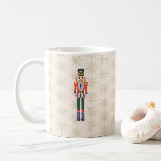 Nussknacker-Schneeflocken-Muster-Feiertag Kaffeetasse (Mit Donut)