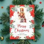 Nutcracker Botanical Frohe Weihnachten<br><div class="desc">Mit dieser festlichen Nutcracker Botanical Merry Christmas Holiday Card senden Sie herzliche Wünsche in dieser Feriensaison. Mit einem charmanten Design, das nicht aus dem Foto stammt, mit lebendiger Urlaubsatmosphäre, Heiligem und einem klassischen Nussknacker in Rot- und Goldtönen, ist diese Karte der ideale Ort, um sich mit der Familie und Freunden...</div>