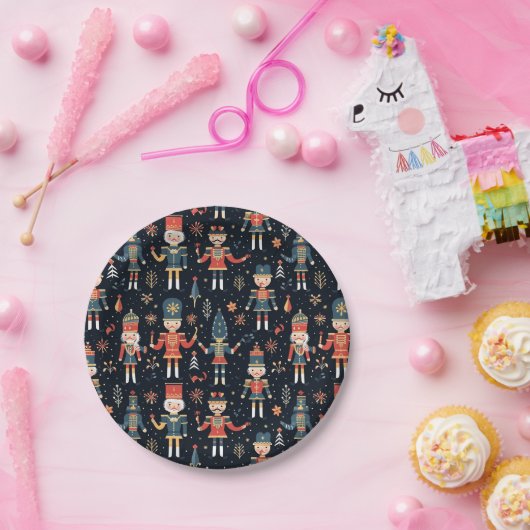 Nutcracker Elegance Festive Pattern Collection Pappteller (Party)