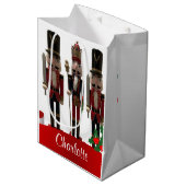 Nutcracker King und Wachen Weihnachten Mittlere Geschenktüte (Vorderseite Schrägansicht)
