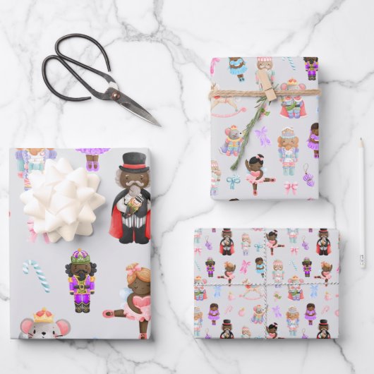 Nutcracker Muster Weihnachten Geschenkpapier Set (Vorderseite)