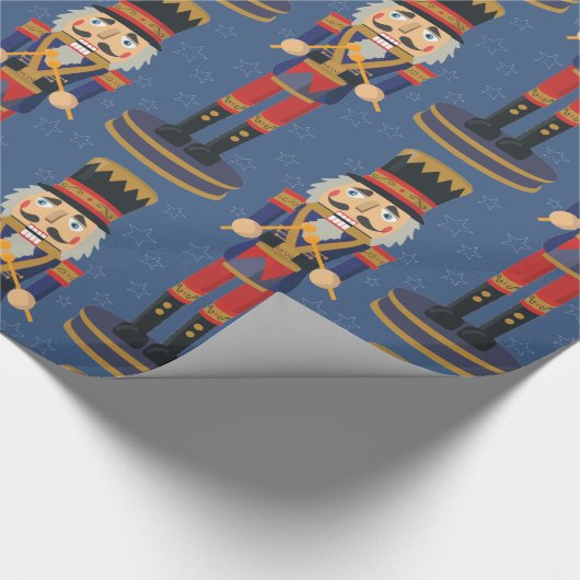 Nutcracker Toy Soldier Drummer Blue Pattern Geschenkpapier (Ecke)