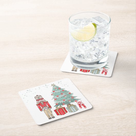 Nutcracker, Weihnachtsbaum und Geschenke Rechteckiger Pappuntersetzer (Vor Ort)