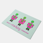 Nutcracker Weihnachtsrosa und Grün Fußmatte (Schrägansicht)