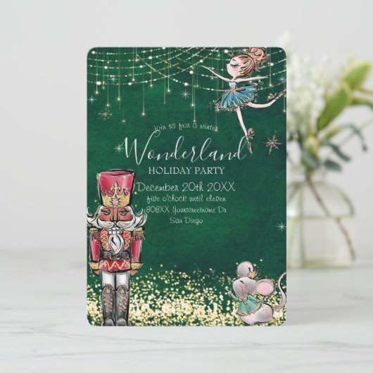 Nutcracker Winter Wonderland Weihnachten auf Grün Einladung (Stehend Vorderseite)
