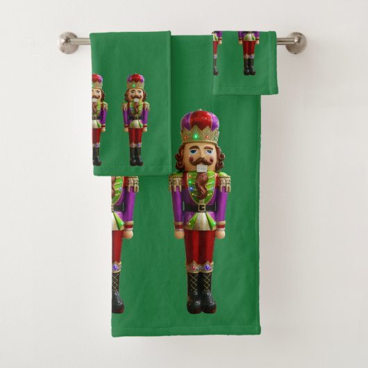 Nutcrackers Fun Christmas Green Badhandtuch Set (Insitu)