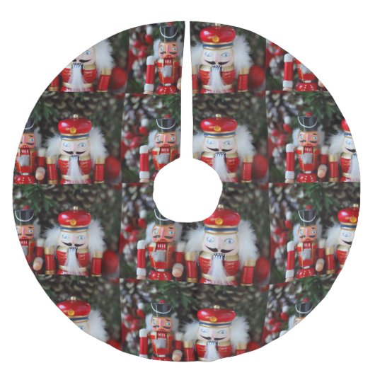 Nutcrackers mit Urlaubshintergrund Polyester Weihnachtsbaumdecke (Vorderseite)