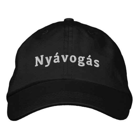 Nyávogás White Logo Bestickte Baseballkappe (Vorderseite)
