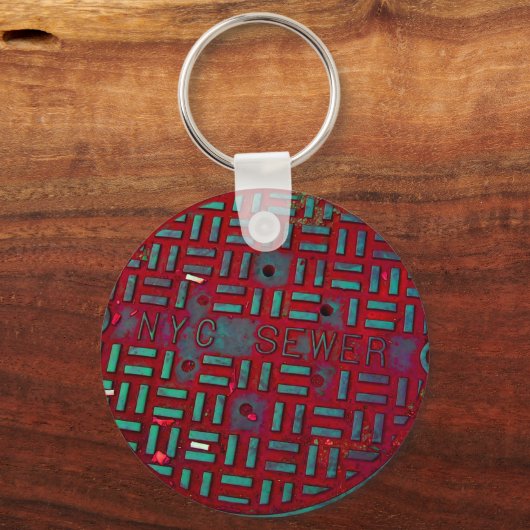 NYC Broadway Street Manhole Cover Schlüsselanhänger (Vorderseite)