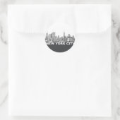 NYC-einfarbiger Skyline-Text Runder Aufkleber (Tasche)