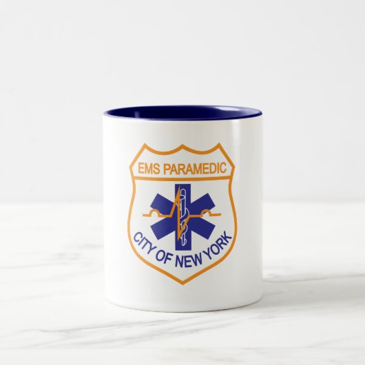 NYC EMS Sanitäter-Tasse Zweifarbige Tasse (Mittel)