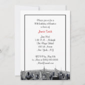 NYC Etched Fisheye Skyline BW Red Birthday Einladung (Rückseite)