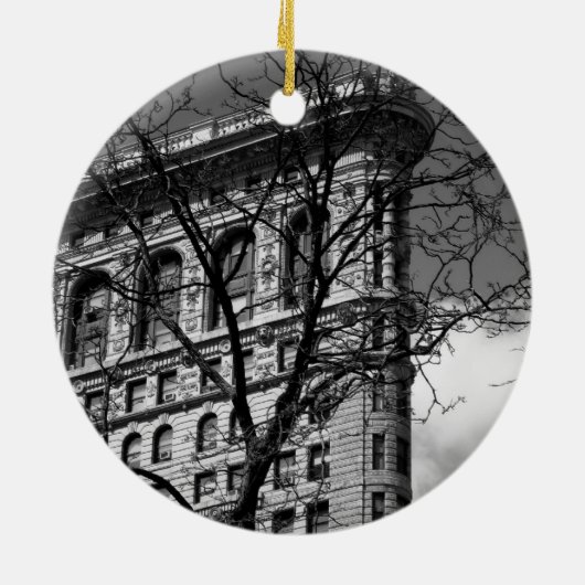 NYC flaches Eisen-Gebäude Keramik Ornament (Hinten)