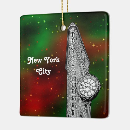 NYC Flatiron Gebäude Red Grn Starry Xmas Keramikornament (Links)