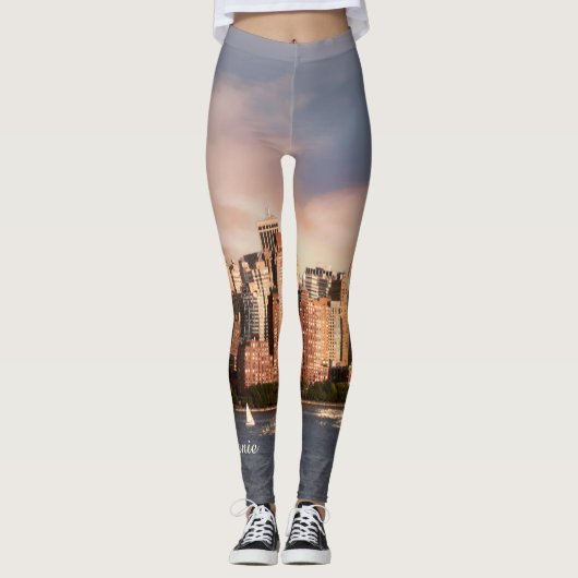 NYC Lower Manhattan Skyline mit Personalisiertem N Leggings (Vorderseite)