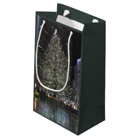 NYC New York Christmas Tree Rockefeller Center Kleine Geschenktüte (Rückseite Schrägansicht)