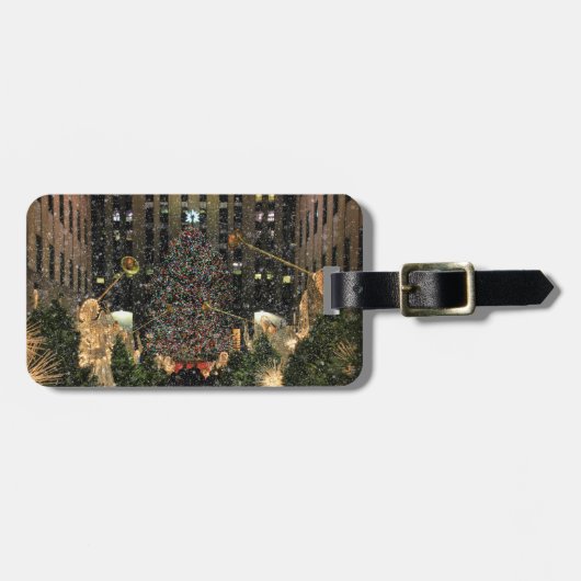 NYC Rockefeller Center Xmas Tree Falling Snow Gepäckanhänger (Vorderseite horizontal)