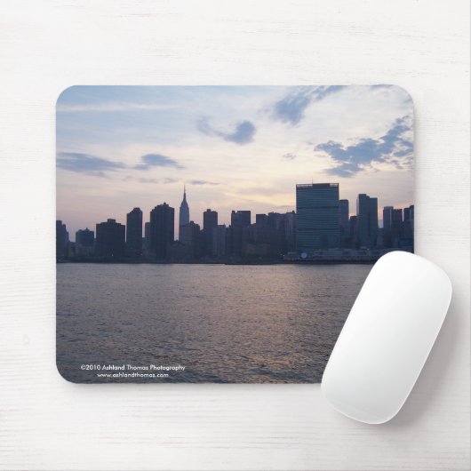 NYC Skyline auf dem East River Mousepad (Mit Mouse)