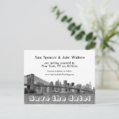 NYC Skyline Bklyn Bridge Save the Date 2 Ankündigungspostkarte (Stehend Vorderseite)