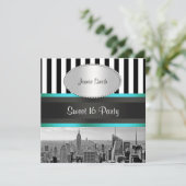 NYC Skyline BW Blk Wht Strp Aquamarin P Sweet 16 P Einladung (Stehend Vorderseite)