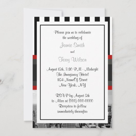 NYC Skyline BW Schwarz-weiß Stripe 2P Hochzeit Einladung (Rückseite)