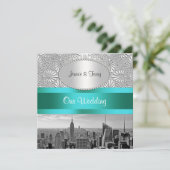 NYC Skyline BW Silver White Damask Wedding Einladung (Stehend Vorderseite)