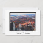 NYC Skyline Central Park von oben Wedite Einladung<br><div class="desc">NYC Skyline Central Park von oben - Einladung Hochzeit ========= Eine romantische Aussicht auf die Skyline von New York City, die von oben nach Norden das üppige Herbstfeuer des Central Parks zeigt. Die Einladung ist einfach mit Ihren eigenen Angaben, die in den Textfeldern eingegeben werden können, anpassbar. Für weitere Anpassungen...</div>