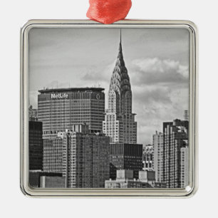 NYC Skyline: Chrysler Gebäude, Met Life BW Ornament Aus Metall