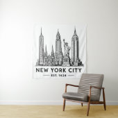NYC Skyline Illustration with Statue of Liberty Wandteppich (Beispiel)