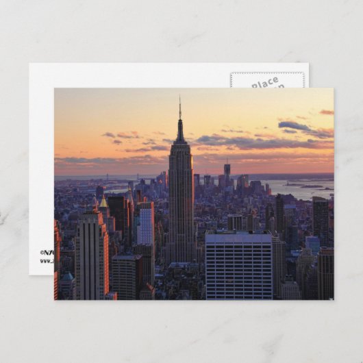 NYC Skyline kurz vor Sonnenuntergang Postkarte (Vorne/Hinten)