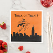 NYC Skyline Silhouette Halloween Cheeky Hexe Serviette (Beispiel)