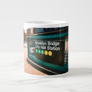 NYC-Tasse - Originalfotografie von Tony Cardenas Jumbo-Tasse