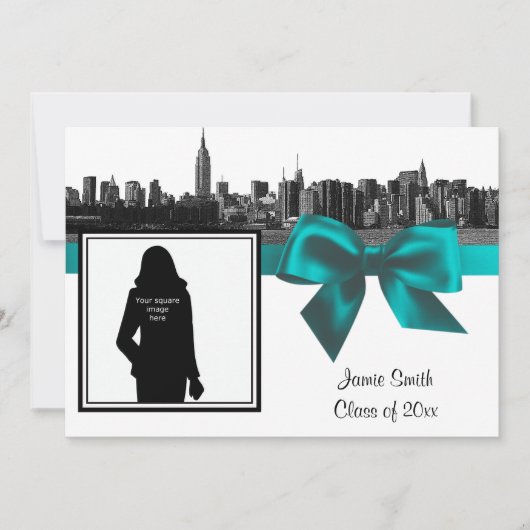 NYC Wide Skyline Etched BW Aquamarin Foto Abschlus Einladung (Vorderseite)