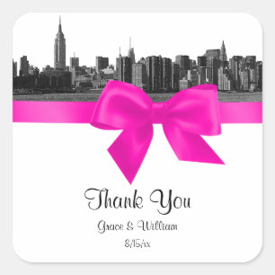NYC Wide Skyline Etched BW Hot Pink Favor Tag Quadratischer Aufkleber